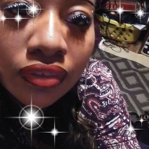 Meet your Posher, Keisha